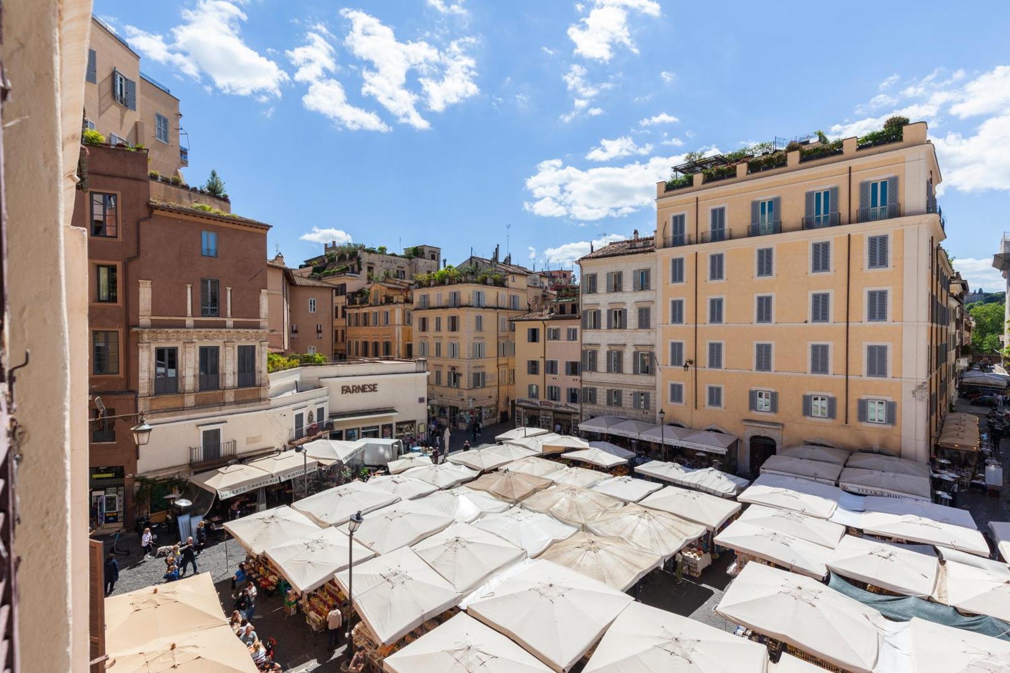 Campo Dei Fiori Holiday Home Rome Bagian luar foto